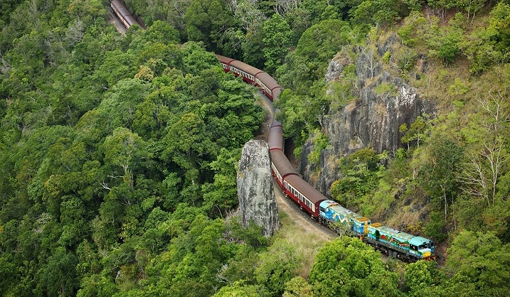 Kuranda Scenic Railway passing Robbs monument